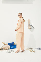 TIANA -CHIQUE BLAZER in Peach