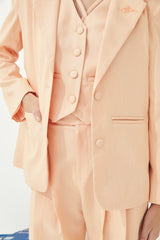 TIANA -CHIQUE BLAZER in Peach