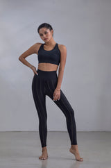 Onzie - Warrior Bra in Black