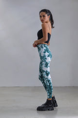 Nikibiki - Emerald Tie-Dye High-Waisted Leggings
