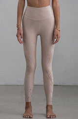 Onzie - Selenite Midi Leggings in Cuban Sand
