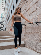 Wiskii - 7/8 High-Waist Medano Pocket Leggings in Black