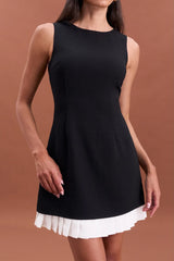 Emvy - Audrey Padded Dress in Black