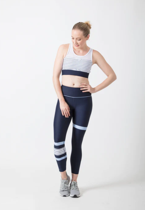 BYO ACTIVE - OARSOME CROP TOP IN NAVY & WHITE