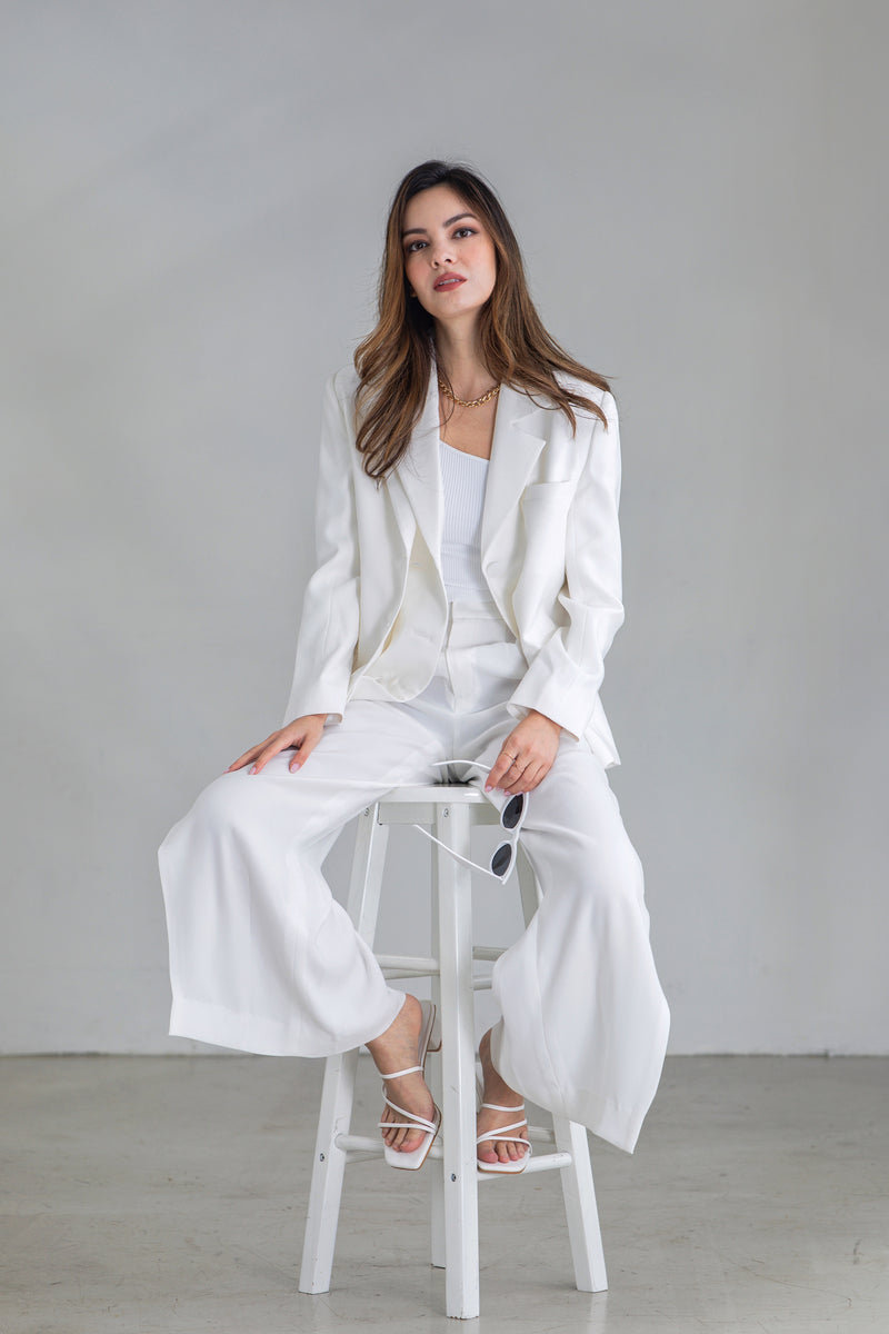 Salisa - Loose-Fit Blazer in White
