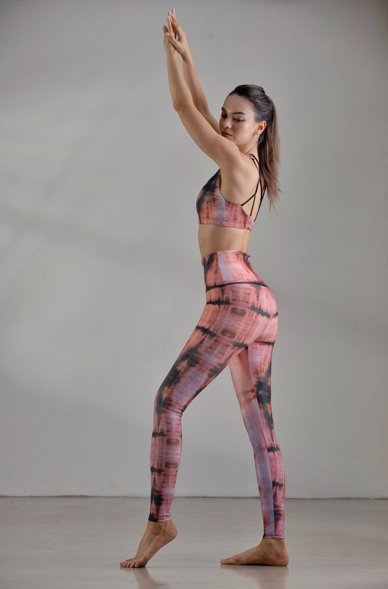 Onzie - Dream Tie-Dye Graphic High Rise Midi Leggings – Gym & Tonic